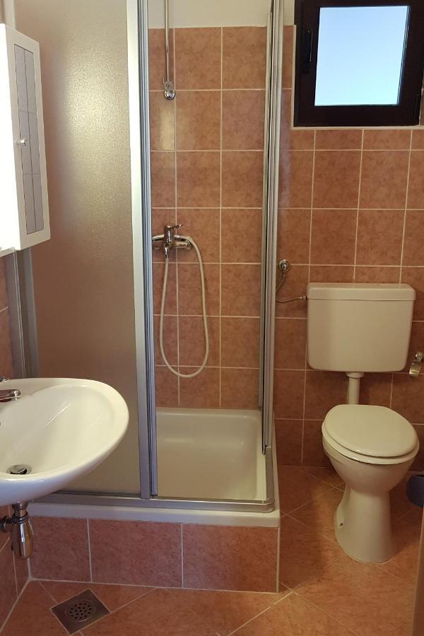 Dobrinj Apartments With A Parking Space Soline, Krk - 18787 מראה חיצוני תמונה