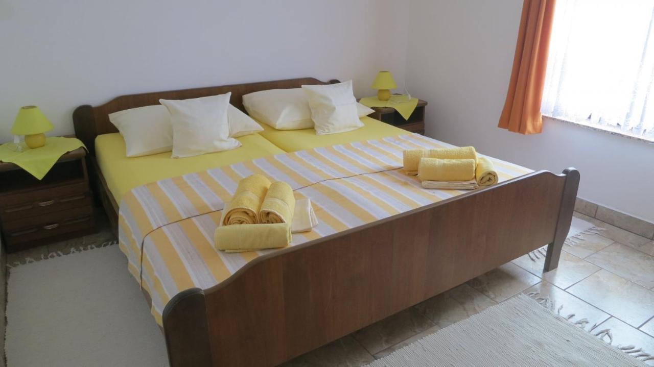 Dobrinj Apartments With A Parking Space Soline, Krk - 18787 מראה חיצוני תמונה