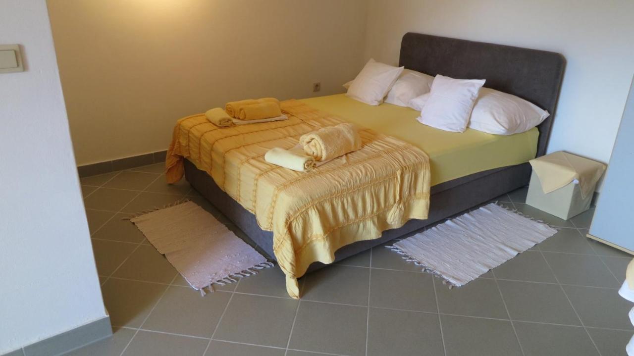 Dobrinj Apartments With A Parking Space Soline, Krk - 18787 מראה חיצוני תמונה
